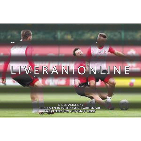 05.09.2018 WARSZAWA - MIEDZYLESIE BOISKO KS ZWAR PILKA NOZNA (FOOTBALL) TRENING REPREZENTACJI POLSKI PRZED MECZEM LIGI NARODOW Z WLOCHAMI (POLISH NATIONAL TEAM PRACTISE BEFORE NATIONAL LEAGUE GAME) NZ GRZEGORZ KRYCHOWIAK, KAROL LINETTY FOTO LUKASZ GROCHALA/CYFRASPORT / NEWSPIX.PL --- Newspix.pl / AGENZIA ALDO LIVERANI SAS - ITALY ONLY EDITORIAL USE ONLY - ALLENAMENTO DELLA NAZIONALE DELLA POLONIA IN VISTA DELLA UEFA NATIONS LEAGUE - VARSAVIA 05.09.2018
