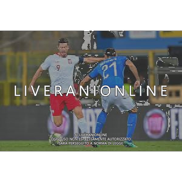 2018.09.07 Bolonia Pilka nozna UEFA Liga Narodow Wlochy - Polska N/z Robert Lewandowski Davide Zappacosta Foto Pawel Andrachiewicz / PressFocus/NEWSPIX.PL 2018.09.07 Bolonia Football UEFA Nations League Italy - Poland Robert Lewandowski Davide Zappacosta Credit: Pawel Andrachiewicz / PressFocus --- Newspix.pl AG ALDO LIVERANI SAS