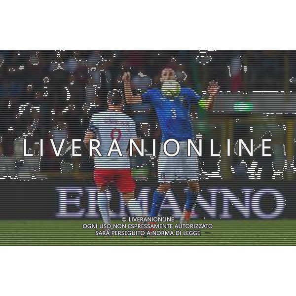2018.09.07 Bolonia Pilka nozna UEFA Liga Narodow Wlochy - Polska N/z Robert Lewandowski Giorgio Chiellini Foto Pawel Andrachiewicz / PressFocus/NEWSPIX.PL 2018.09.07 Bolonia Football UEFA Nations League Italy - Poland Robert Lewandowski Giorgio Chiellini Credit: Pawel Andrachiewicz / PressFocus --- Newspix.pl AG ALDO LIVERANI SAS