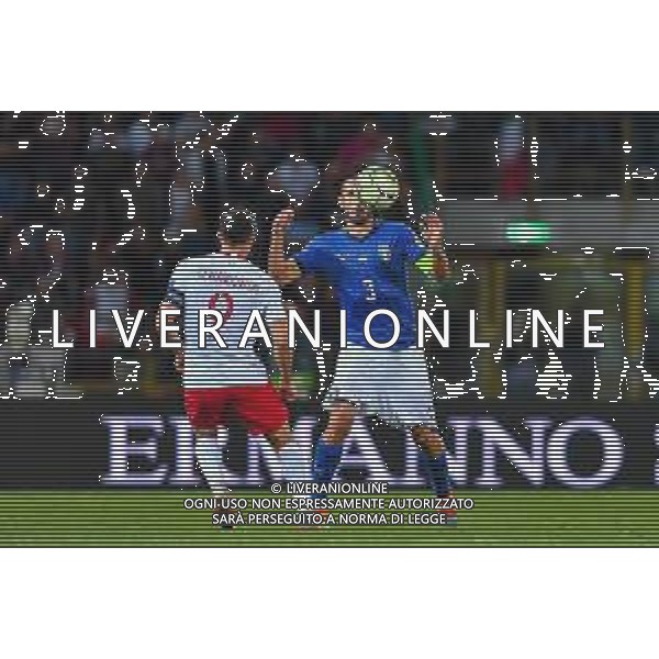 2018.09.07 Bolonia Pilka nozna UEFA Liga Narodow Wlochy - Polska N/z Robert Lewandowski Giorgio Chiellini Foto Pawel Andrachiewicz / PressFocus/NEWSPIX.PL 2018.09.07 Bolonia Football UEFA Nations League Italy - Poland Robert Lewandowski Giorgio Chiellini Credit: Pawel Andrachiewicz / PressFocus --- Newspix.pl AG ALDO LIVERANI SAS