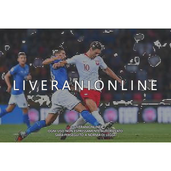 2018.09.07 Bolonia Pilka nozna UEFA Liga Narodow Wlochy - Polska N/z Grzegorz Krychowiak Roberto Gagliardini Foto Pawel Andrachiewicz / PressFocus/NEWSPIX.PL 2018.09.07 Bolonia Football UEFA Nations League Italy - Poland Grzegorz Krychowiak Roberto Gagliardini Credit: Pawel Andrachiewicz / PressFocus --- Newspix.pl AG ALDO LIVERANI SAS