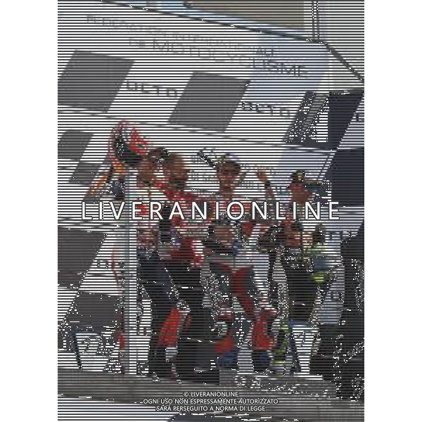 Misano Adriatico ( RN ) 09/09/2018 Misano World Circuit Marco Simoncelli. Gran Premio Octo di San Marino e della Riviera di Rimini 2018 - MOTOGP Premiazione Nella foto: 2° Class. Marc Marquez ( ESP ) su HONDA, l vincitore Andrea Dovizioso ( ITA ) su DUCATI e 3° Class. Cal Crutchlow ( GBR ) su HONDA sul podio PH Lauro Montagnini AG ALDO LIVERANI SAS