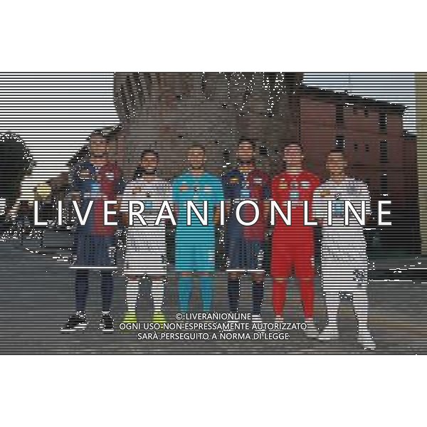 11-09-2018 PRESENTAZIONE NUOVE MAGLIE DELL\'IMOLESE CALCIO NELLA FOTO LA FORMAZIONE DELL\'IMOLESE FOTO GIANNI SANNA-AG ALDO LIVERANI SAS