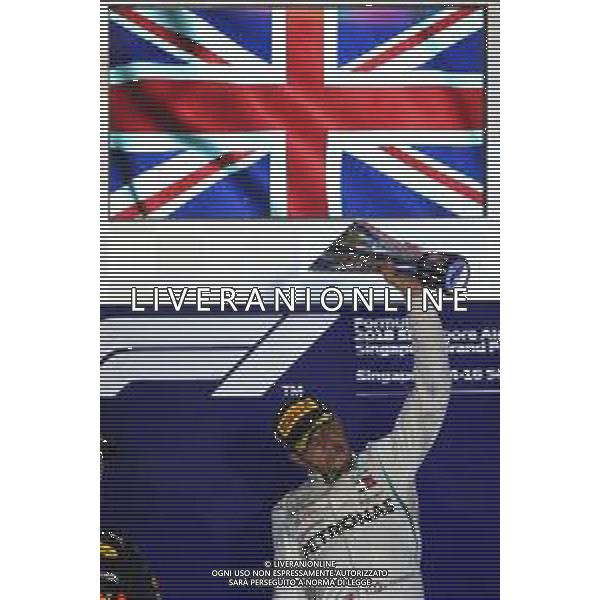 1st place Lewis Hamilton (GBR) Mercedes AMG F1 W09. 16.09.2018. Formula 1 World Championship, Rd 15, Singapore Grand Prix, Marina Bay Street Circuit, Singapore, Race Day. AG ALDO LIVERANI SAS-ONLY ITALY