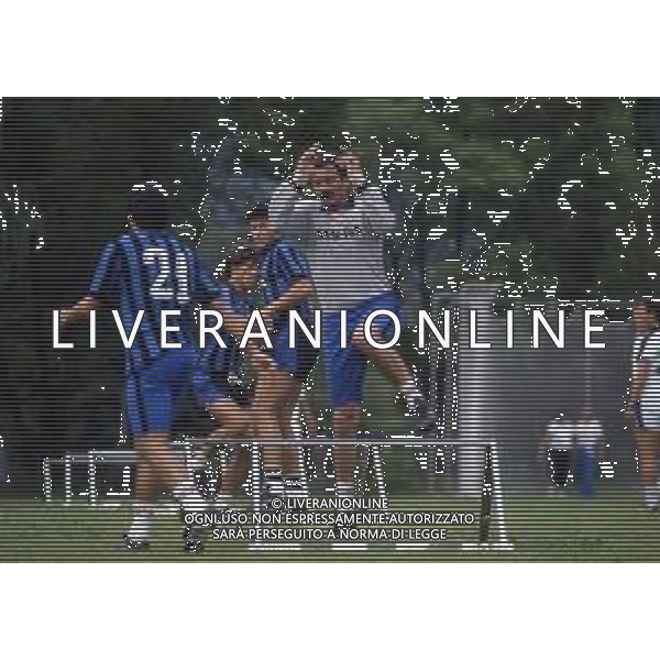 RETROSPETTIVA ANGELO RECCHI CALCIATORE NELLA FOTO ANGELO RECCHI CON LA MAGLIA DELL\'INTER AG ALDO LIVERANI SAS