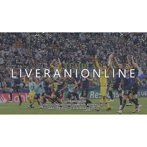 UEFA Champions League 2018/2019 Group Stage B Milano - 18.09.2018 Inter-Tottenham Nella Foto: esultanza dei giocatori dell\'inter sotto la curva dei tifosi a fine partita /Ph.Vitez-Ag. Aldo Liverani
