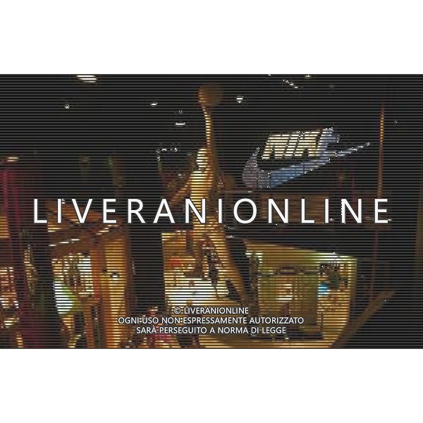 Negozio Nike a Porland, sede del quartier generale NIKE, con statua Michael Jordan FABIO RAMANI-AG ALDO LIVERANI SAS