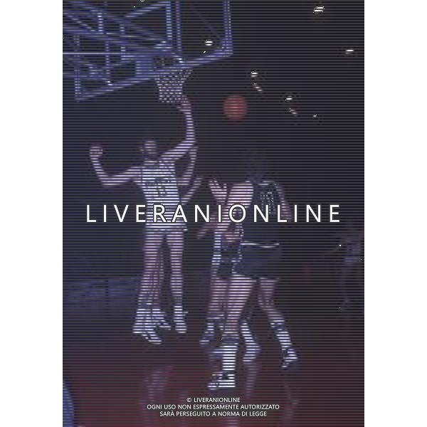 RETROSPETTIVA BOB LIENHARD BASKET NELLA FOTO BOB LIENHARD AG ALDO LIVERANI SAS