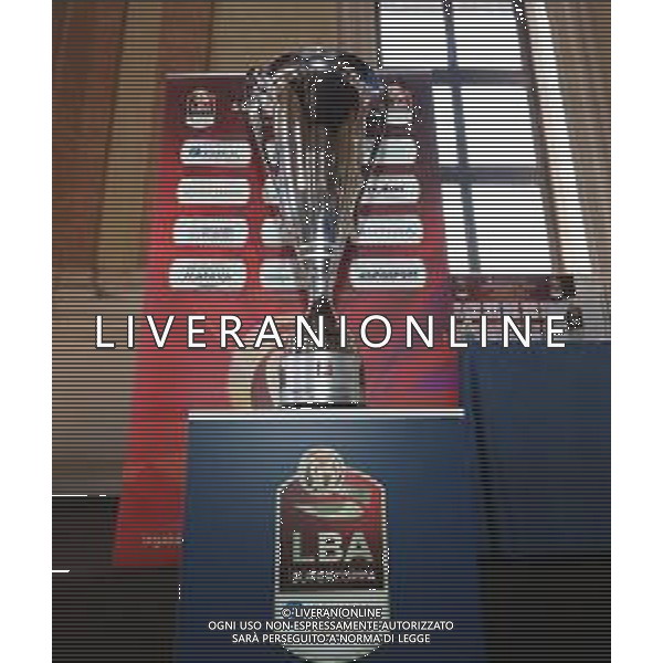 Conferenza Stampa di Presentazione della Zurich Connect Supercoppa Basket 2018 - Piazza della Loggia, Brescia 24.09.2018. nella foto il Trofeo ©Simone Venezia/Fotolive/ AGENZIA ALDO LIVERANI SAS