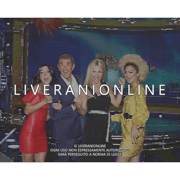 Cologno Monzese ( MI ) 24/09/2018 Mediaset - Photocall Striscia la Notizia - Prima puntata della 31∞ Edizione. Nella foto: Shaila Gatta, Ezio Greggio, Michelle Hunziker e Mikaela Neaze Silva PH Lauro Montagnini / AGENZIA ALDO LIVERANI SAS