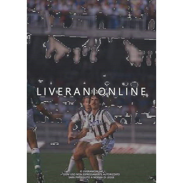 RETROSPETTIVA MASSIMO BARBUTI CALCIATORE NELLA FOTO MASSIMO BARBUTI CON LA MAGLIA DELL\'ASCOLI AG ALDO LIVERANI SAS