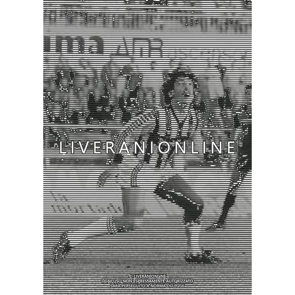 RETROSPETTIVA MASSIMO BARBUTI CALCIATORE NELLA FOTO MASSIMO BARBUTI CON LA MAGLIA DELL\'ASCOLI AG ALDO LIVERANI SAS