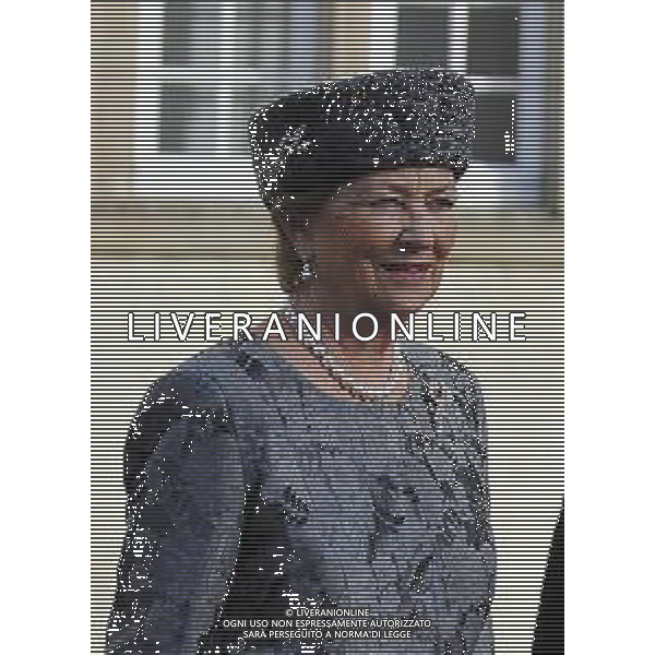 (121020) -- LUXEMBOURG, Oct. 20, 2012 () -- Belgium\'s King Albert II and Queen Paola arrive at the Notre-Dame Cathedral to attend the religious wedding service of Crown Prince Guillaume of Luxembourg and Belgian Countess Stephanie de Lannoy, in Luxembourg, Oct. 20, 2012. (/Ye Pingfan) ©photoshot/Agenzia Aldo Liverani Sas - ITALY ONLY - Matrimonio religioso tra il Granduca erede al trono di Lussemburgo Guillaume e la contessa Belga Stephanie de Lannoy nella Cattedrale di Nostra Signora di Lussemburgo 20 ottobre 2012.
