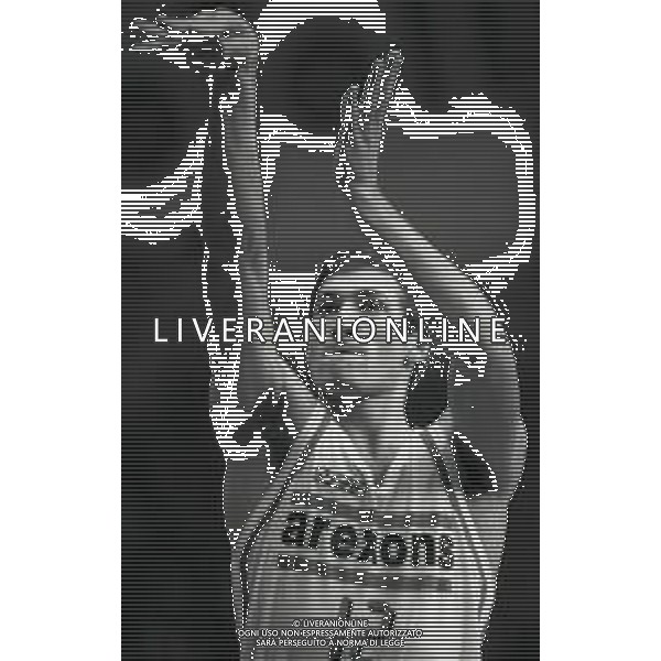 1985 RETROSPETTIVA ANTONELLO RIVA BASKET NELLA FOTO ANTONELLO RIVA CON LA MAGLIA DELLA AREXONS CANTU\' AG ALDO LIVERANI SAS