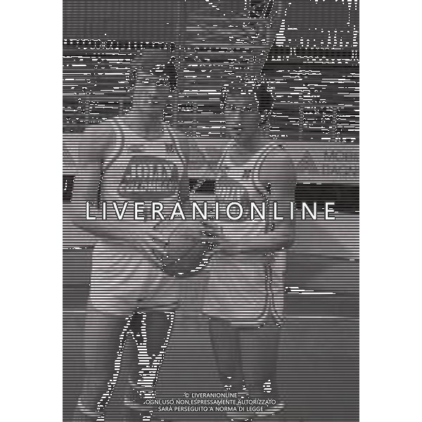 1984 RETROSPETTIVA ANTONELLO RIVA BASKET NELLA FOTO ANTONELLO RIVA CON PIERLUIGI MARZORATI AG ALDO LIVERAANI SAS