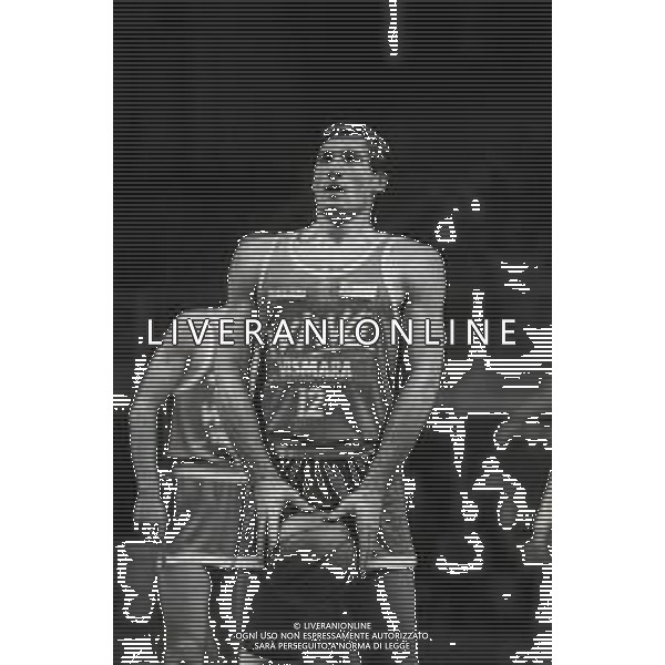 1988-1989 RETROSPETTIVA ANTONELLO RIVA BASKET NELLA FOTO ANTONELLO RIVA CON LA MAGLIA DELLA WIWA VISMARA CANTU\' AG ALDO LIVERANI SAS