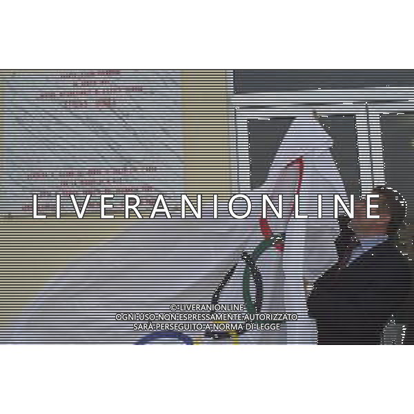 SERGEY BUBKA in visita a Padova nel decimo anno dal suo record Mondiale fatto in questo Stadio - PADOVA 23.10.2002 foto paolo belluco / AGENZIA ALDO LIVERANI SAS