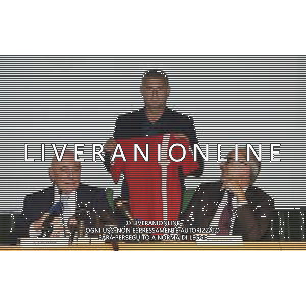 Conferenza Stampa dell\'acquisto della Societa\' Sportiva Monza Calcio da parte della Fininvest Monza (MB) - 28.09.2018 Nella Foto:Adriano Galliani, Nicola Colombo e Daniele Massaro con la maglia del Monza /Ag. Aldo Liverani