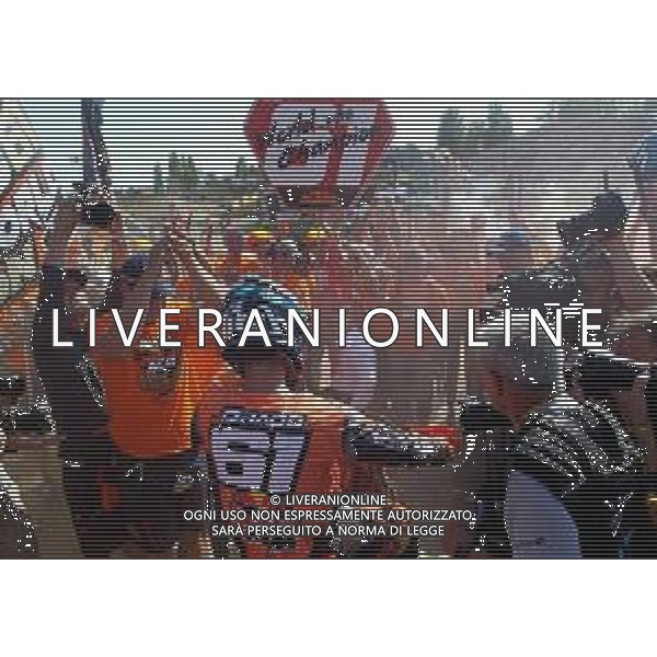 IMOLA 30 09 2018 MOTOCROSS GARA 1 MX2 NELLA FOTO FESTEGGIAMENTI DOPO GARA PER CAMPIONE DEL MONDO JORGE PRADO FOTO GIANNI SANNA-AG ALDO LIVERANI SAS