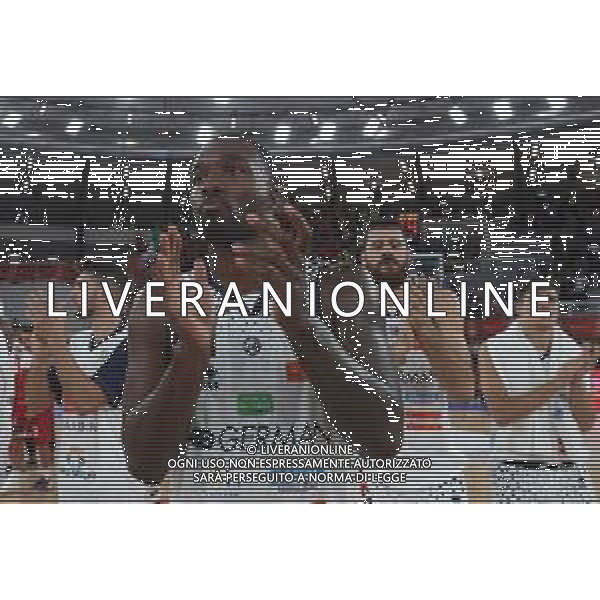 delusione a fine partita di Jordan Hamilton ,A|X Armani Exchange Milano - Germani Basket Brescia semifinale di Supercoppa Italiana, Brescia 29 settembre 2018. Ph Fotolive Simone Venezia / AGENZIA ALDO LIVERANI SAS - AX Armani Exchange Milano - Germani Basket Brescia Semifinale di Supercoppa Italiana di basket 2018 al PalaLeonessa di Brescia 29.09.2018