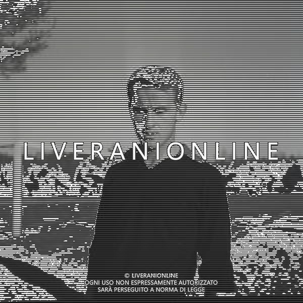 RETROSPETTIVA GIOVANNI TRAPATTONI CALCIATORE NELLA FOTO GIOVANNI TRAPATTONI CON LA MAGLIA DEL MILAN 1964-1965 AG ALDOL IVERANI SAS