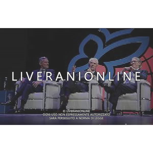Festival dello Sport Trento 2018 Trento - 12.10.2018 Nella Foto:L’ Inter del Triplete - Enrico Mentana - Andrea Elefante - Massimo Moratti - Tronchetti Provera - Marco Branca - Javier Zanetti - Diego Milito - Julio Cesar - marco Materazzi - Maicon - Orlandoni - Francesco Toldo /Ph.Vitez-Ag. Aldo Liverani