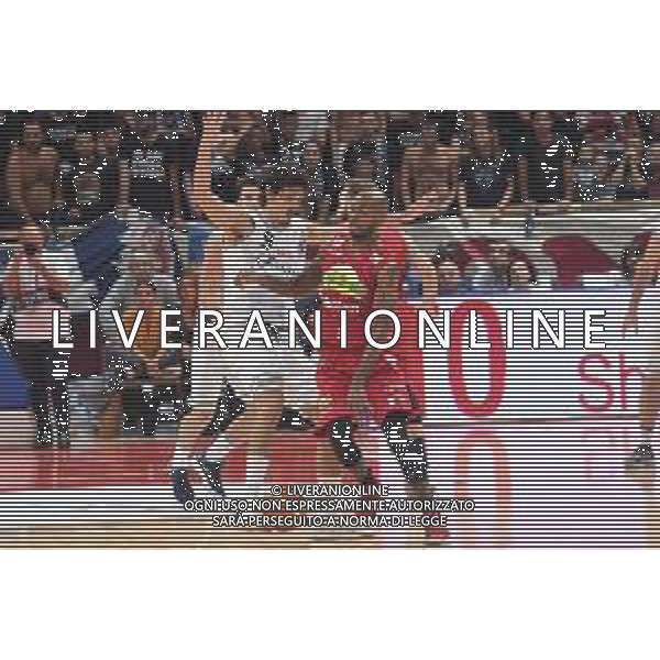 FORTUTUDO BOLOGNA - ANDREA COSTA IMOLA 90-79 CAMPIONATO BASKET SERIE A2 - BOLOGNA 13.10.2018 NELLA FOTO Timothy Bowers ©OPTIMAFOTO / AGENZIA ALDO LIVERANI SAS