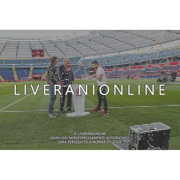 14.10.2018 CHORZOW - KATOWICE, STADION SLASKI (KATOWICE, POLAND SILESIA STADIUM) PILKA NOZNA (FOOTBALL) LIGA NARODOW UEFA (UEFA NATIONAL LEAGUE) MECZ POLSKA - WLOCHY ( GAME POLAND - ITALY ) NZ MACIEJ KRAWCZYK, JAN TOMASZEWSKI, FILIP ADAMUS -STUDIO LACZY NAS PILKA PRZED MECZEM FOTO LUKASZ GROCHALA/CYFRASPORT / NEWSPIX.PL --- Newspix.pl / AGENZIA ALDO LIVERANI SAS - ITALY ONLY EDITORIAL USE ONLY - Polonia - Italia UEFA Nations League 14.10.2018