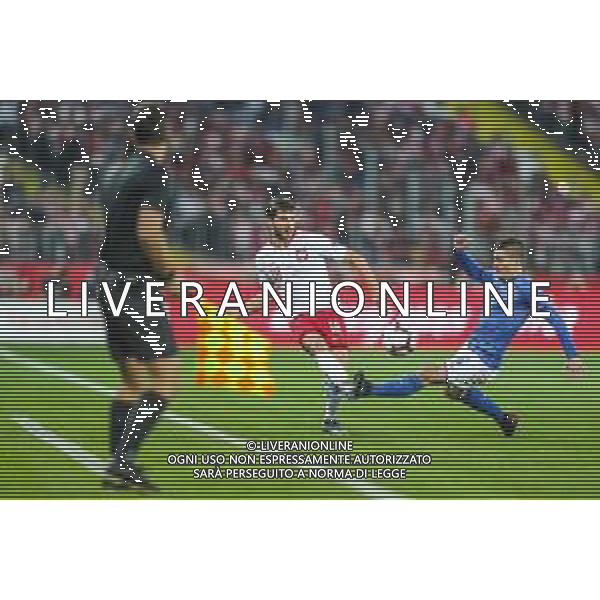 14.10.2018 CHORZOW - KATOWICE, STADION SLASKI (KATOWICE, POLAND SILESIA STADIUM) PILKA NOZNA (FOOTBALL) LIGA NARODOW UEFA (UEFA NATIONAL LEAGUE) MECZ POLSKA - WLOCHY ( GAME POLAND - ITALY ) NZ BARTOSZ BERESZYNSKI - MARCO VERRATTI FOTO LUKASZ GROCHALA/CYFRASPORT / NEWSPIX.PL --- Newspix.pl / AGENZIA ALDO LIVERANI SAS - ITALY ONLY EDITORIAL USE ONLY - Polonia - Italia UEFA Nations League 14.10.2018