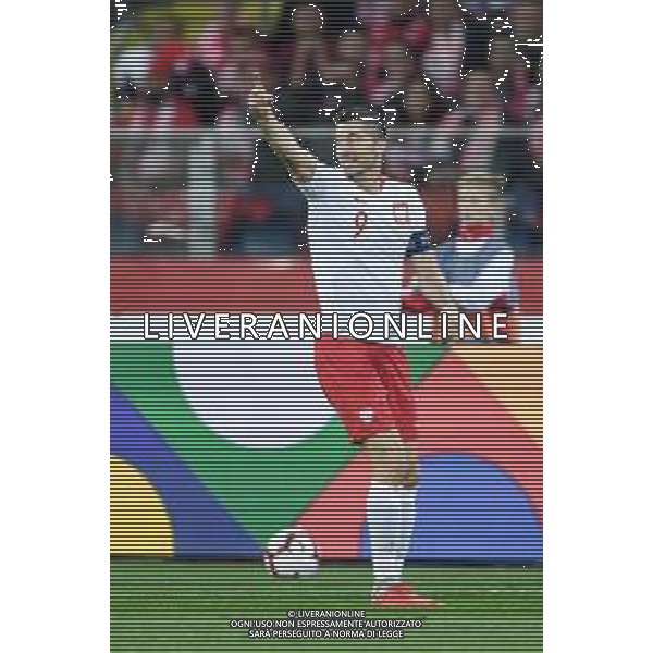 2018.10.14, Chorzow, Pilka nozna, Liga Narodow UEFA 2018/2019, Dywizja A, Grupa 3 Mecz Polska - Wlochy N/z Robert Lewandowski sylwetka Foto: Rafal Oleksiewicz / PressFocus 2018.10.14, Chorzow, Silesian Stadium, UEFA Nations League, League A, Group 3 Poland vs Italy Robert Lewandowski sylwetka Credit: Rafal Oleksiewicz / PressFocus / NEWSPIX.PL --- Newspix.pl / AGENZIA ALDO LIVERANI SAS - ITALY ONLY EDITORIAL USE ONLY - Polonia - Italia UEFA Nations League 14.10.2018