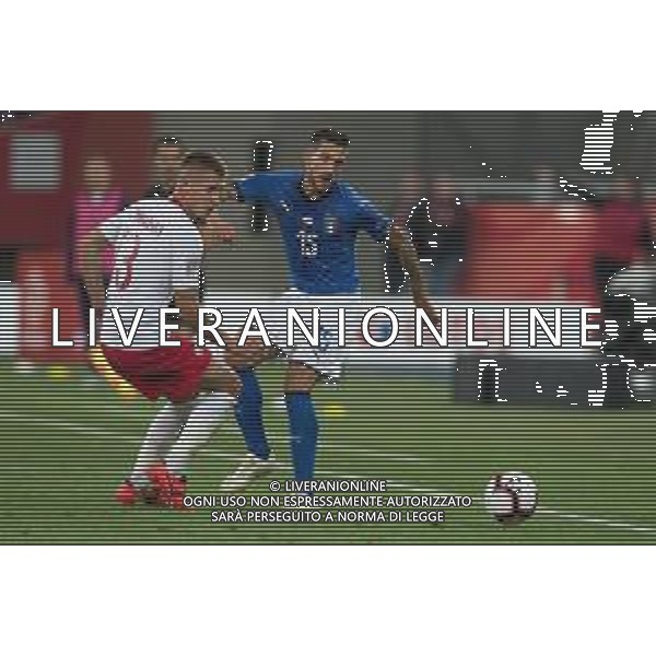 14.10.2018, Chorzow, pilka nozna, Liga Narodow, Polska - Wlochy N/z Damian Szymanski (POL), Cristiano Biraghi (ITA), fot. Tomasz Jastrzebowski / Foto Olimpik ----- 14.10.2018, Chorzow, football, UEFA Nations League, Poland - Italy In the picture: Damian Szymanski (POL), Cristiano Biraghi (ITA), fot. Tomasz Jastrzebowski / Foto Olimpik / NEWSPIX.PL --- Newspix.pl / AGENZIA ALDO LIVERANI SAS - ITALY ONLY EDITORIAL USE ONLY - Polonia - Italia UEFA Nations League 14.10.2018
