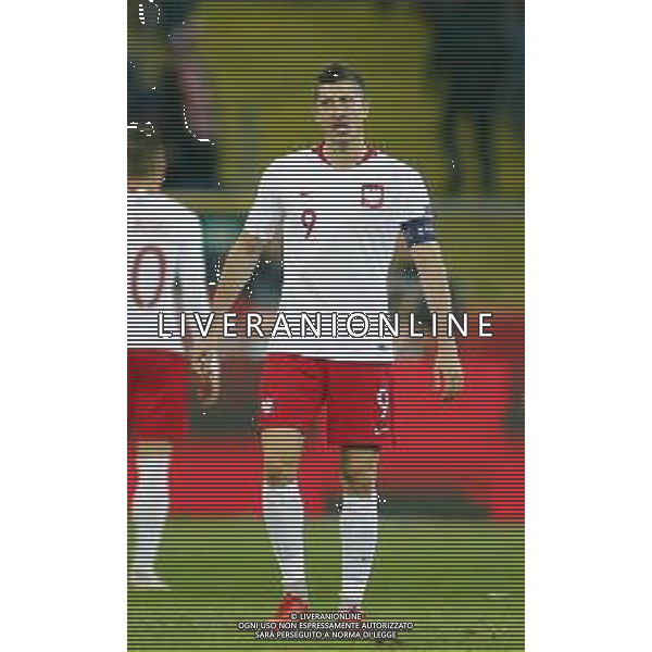 CHORZOW STADION SLASKI 14.10.2018 LIGA NARODOW PILKA NOZNA POLSKA (BIALO-CZERWONE) - WLOCHY (NIEBIESKO-BIALE) NZ zawodnicy Polski smutek po meczu . FOT TOMASZ WANTULA / NEWSPIX.PL CHORZOW 14.10.2018 FOOTBALL MEN\'S LEAGUE OF NATIONS POLAND - ITALY TOMASZ WANTULA / NEWSPIX.PL --- Newspix.pl / AGENZIA ALDO LIVERANI SAS - ITALY ONLY EDITORIAL USE ONLY - Polonia - Italia UEFA Nations League 14.10.2018