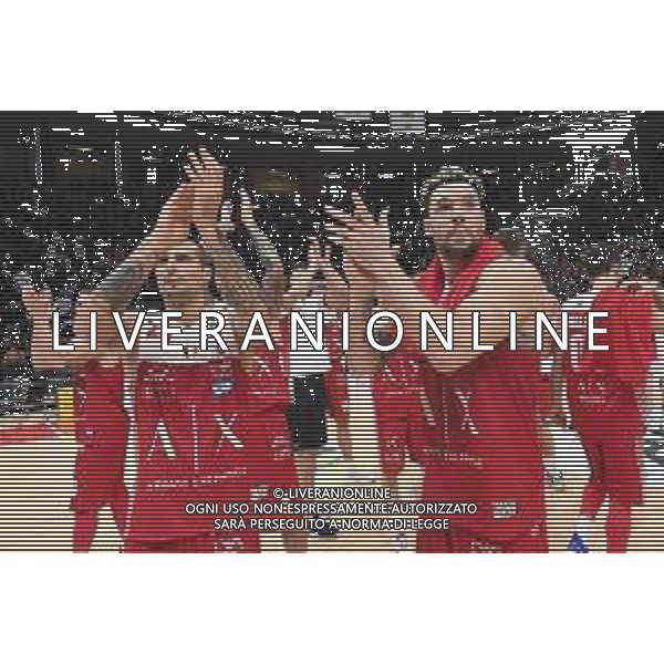Segafredo VIRTUS BOLOGNA vs A|X Armani Exchange MILANO Campionato Basket Serie A1 14.10.2018 NELLA FOTO Esultanza dei giocatori di milano a fine gara ©OPTIMAFOTO / AGENZIA ALDO LIVERANI SAS