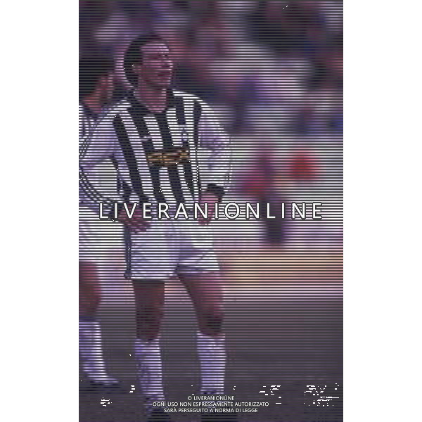 RETROSPETTIVA NESTOR SENSINI CALCIATORE NELLA FOTO NESTOR SENSINI CON LA MAGLIA DELL\'UDINESE AG ALDO LIVERANI SAS