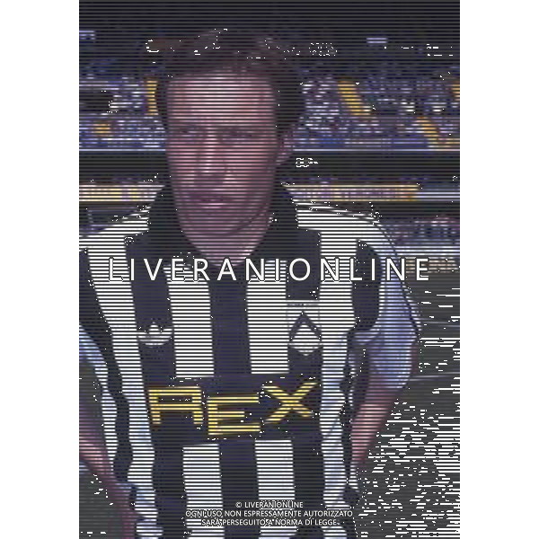 RETROSPETTIVA NESTOR SENSINI CALCIATORE NELLA FOTO NESTOR SENSINI CON LA MAGLIA DELL\'UDINESE AG ALDO LIVERANI SAS