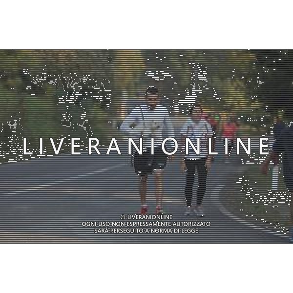 IMOLA 21 10 2018 50∞EDIZIONE DELLA GARA PODISTICA TRE MONTI NELLA FOTO PASSIONATI DELLA GARA IN CAMMINATA CON IL CANE STANCO ©SANNA / AGENZIA ALDO LIVERANI SAS