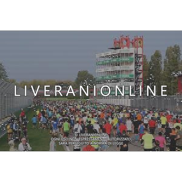 IMOLA 21 10 2018 50∞EDIZIONE DELLA GARA PODISTICA TRE MONTI NELLA FOTO PARTENZA DELLA GARA ©SANNA / AGENZIA ALDO LIVERANI SAS