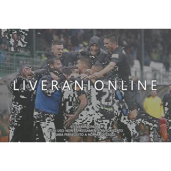 VENEZIA - HELLAS VERONA serie BKT 21/10/2018 nella foto: Esultanza dopo il gol di di mariano francesco - abbraccio ©Claudio Zamagni/Agenzia Aldo Liverani venezia celebrates after scoring a goal during Serie BKT match between Venezia and Hellas Verona at Pier Luigi Penzo Stadium on October 21, 2018 in Venezia, Italy. photo credit by Claudio Zamagni/Aldo Liverani Photo Agency / AGENZIA ALDO LIVERANI SAS