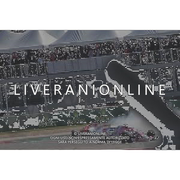 Sebastian Vettel (GER) Ferrari SF71H spins at the start of the race. 21.10.2018. Formula 1 World Championship, Rd 18, United States Grand Prix, Austin, Texas, USA, Race Day. / AGENZIA ALDO LIVERANI SAS - ITALY ONLY EDITORIAL USE ONLY