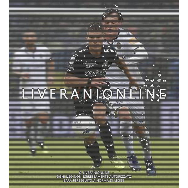 VENEZIA - HELLAS VERONA serie BKT 21/10/2018 nella foto: Segre Jacopo (venezia fc) Handerson Liam (hellas verona) ©Claudio Zamagni/Agenzia Aldo Liverani Segre Jacopo (venezia fc) Handerson Liam (hellas verona) during Serie BKT match between Venezia and Hellas Verona at Pier Luigi Penzo Stadium on October 21, 2018 in Venezia, Italy. photo credit by Claudio Zamagni/Aldo Liverani Photo Agency