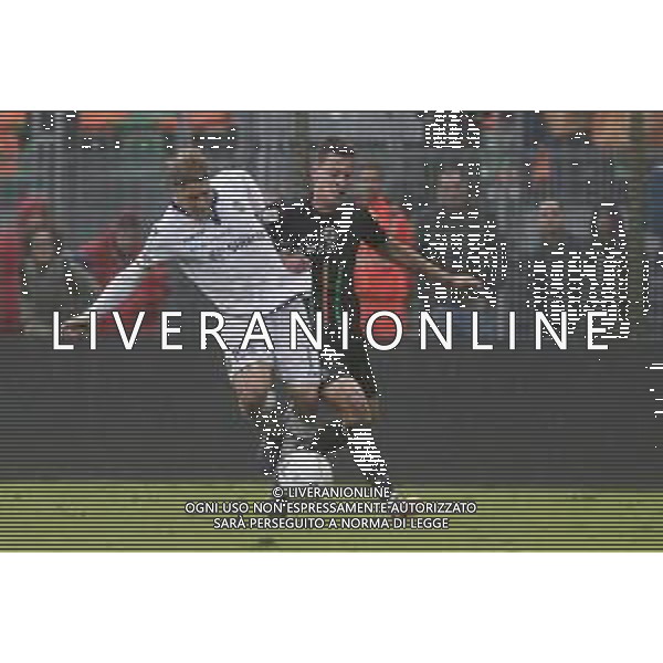 VENEZIA - HELLAS VERONA serie BKT 21/10/2018 nella foto: Crescenzi Alessandro (hellas verona) Marsura Davide (venezia fc) ©Claudio Zamagni/Agenzia Aldo Liverani Crescenzi Alessandro (hellas verona) Marsura Davide (venezia fc) during Serie BKT match between Venezia and Hellas Verona at Pier Luigi Penzo Stadium on October 21, 2018 in Venezia, Italy. photo credit by Claudio Zamagni/Aldo Liverani Photo Agency