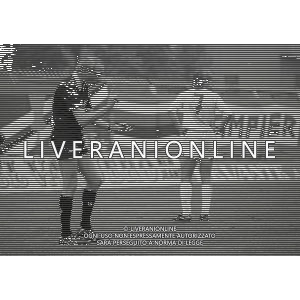 09-11-1988 GENOVA-COPPA DELLE COPPE SAMPDORIA CARL ZEISS JENA 3-1 NELLA FOTO ARBITRO BOB VALENTINE AG ALDO LIVERANI SAS