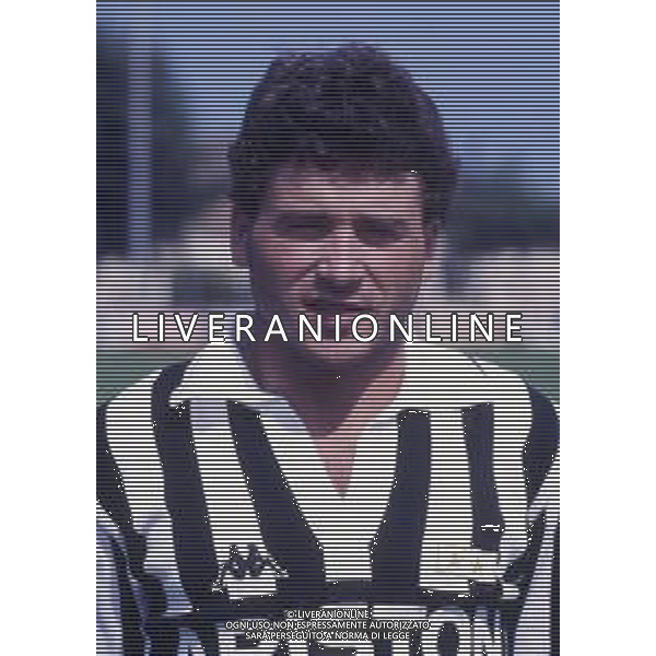 RETROSPETTIVA RUI BARROS CALCIATORE NELLA FOTO RUI BARROS CON LA MAGLIA DELLA JUVENTUS AG ALDO LIVERANI SAS