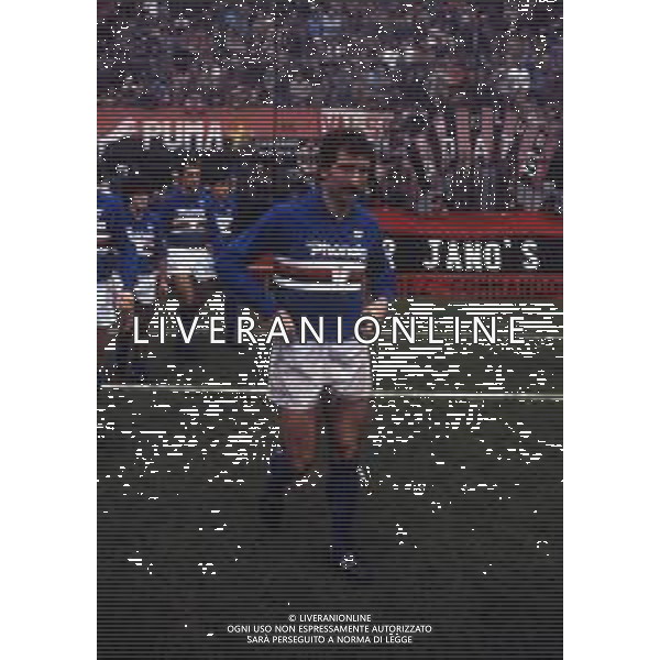 RETROSPETTIVA GRAEME SOUNESS CALCIATORE E ALLENATORE NELLA FOTO GRAEME SOUNESS CON LA MAGLIA DELLA SAMPDORIA AG ALDO LIVERANI SAS