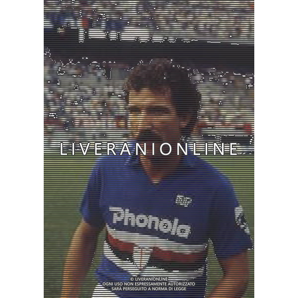 RETROSPETTIVA GRAEME SOUNESS CALCIATORE E ALLENATORE NELLA FOTO GRAEME SOUNESS CON LA MAGLIA DELLA SAMPDORIA AG ALDO LIVERANI SAS