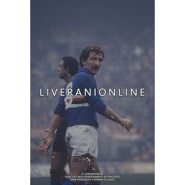 RETROSPETTIVA GRAEME SOUNESS CALCIATORE E ALLENATORE NELLA FOTO GRAEME SOUNESS CON LA MAGLIA DELLA SAMPDORIA AG ALDO LIVERANI SAS