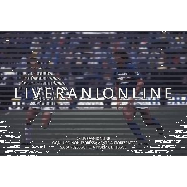 RETROSPETTIVA GRAEME SOUNESS CALCIATORE E ALLENATORE NELLA FOTO GRAEME SOUNESS CON LA MAGLIA DELLA SAMPDORIA AG ALDO LIVERANI SAS