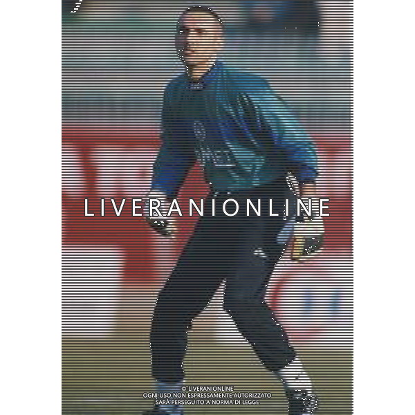 RETROSPETTIVA ALBERTO FONTANA CALCIATORE NELLA FOTO ALBERTO FONTANA CON LA MAGLIA DELL\'ATALANTA AG ALDO LIVERANI SAS