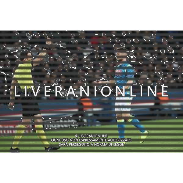 PSG Paris Saint Germain - NAPOLI CHAMPIONS LEAGUE 24.10.2018 NELLA FOTO AMMONIZIONE DRIES MERTENS ©MOSCA/ AGENZIA ALDO LIVERANI SAS