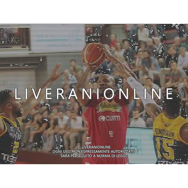 IMOLA 24 10 2018 LE NATURELLE-VERONA SERIE A2 BASKET NELLA FOTOIMOLA 24 10 2018 LE NATURELLE-VERONA SERIE A2 BASKET NELLA FOTO BENJAMIN RAYMOND ANDREA COSTA foto gianni sanna-ag aldo liverani sas